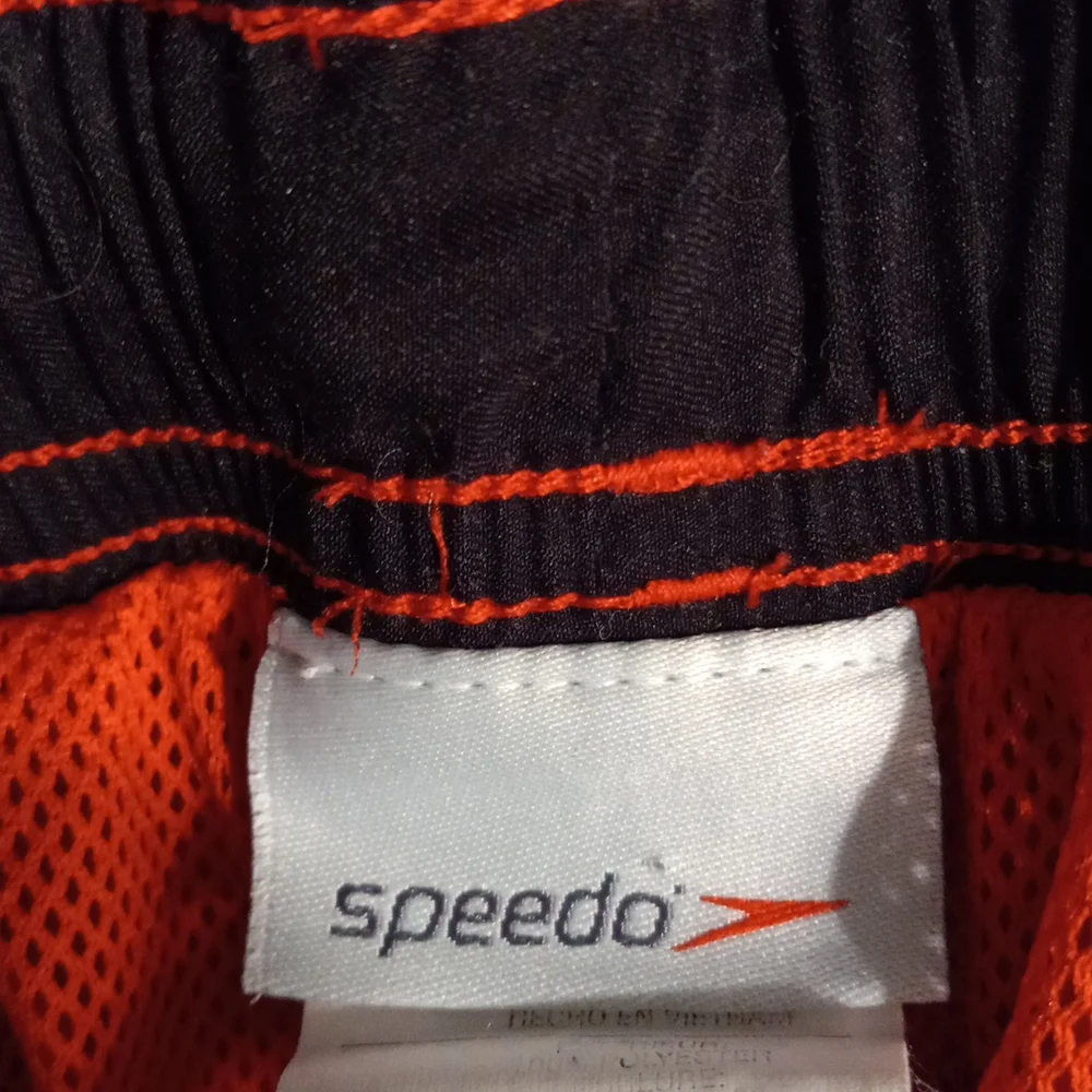 Speedo Red Swim Trunks With Pockets in front Sz L